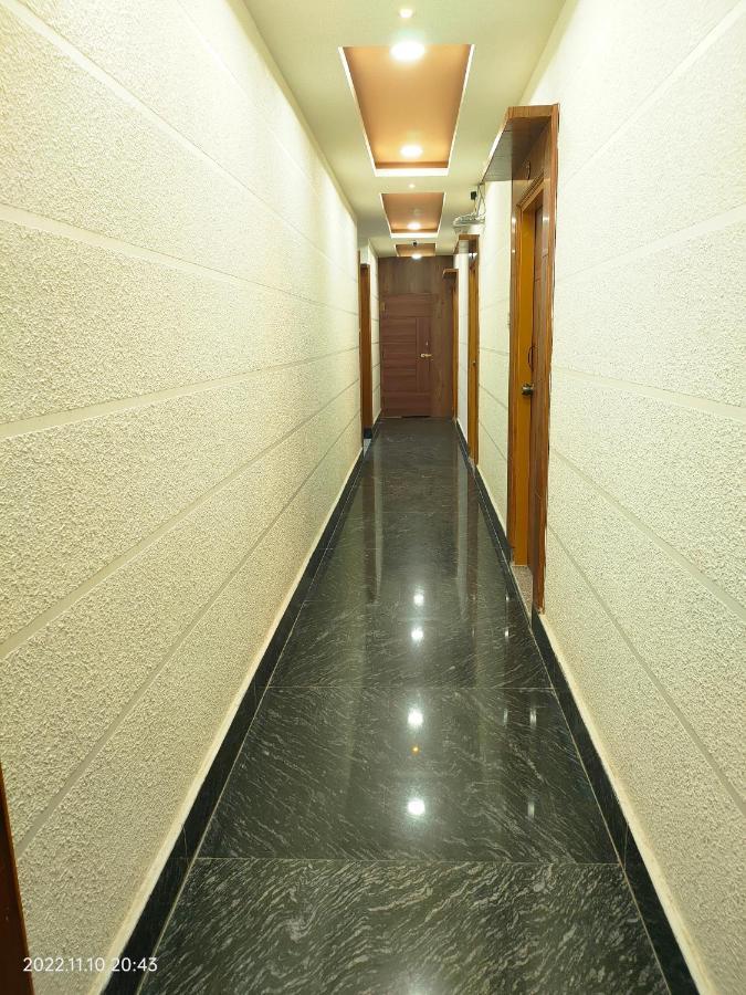 Hotel New Maruthi Inn, Lb Nagar ไฮเดอราบัด ภายนอก รูปภาพ