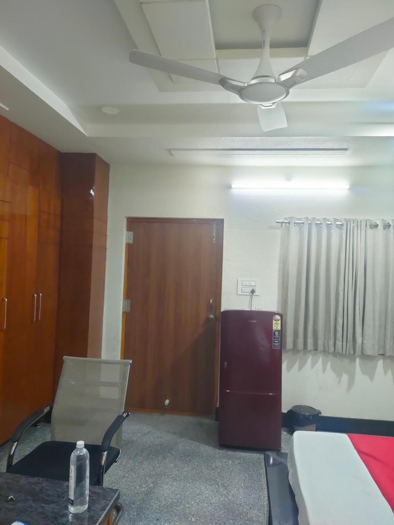 Hotel New Maruthi Inn, Lb Nagar ไฮเดอราบัด ภายนอก รูปภาพ